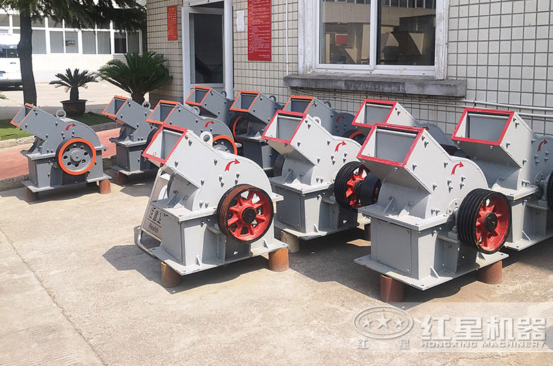 錘式破碎機小型作業(yè)量多少？錘頭及技術(shù)參數(shù)