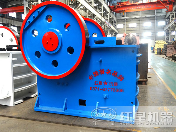 150×250顎式破碎機(jī)小體格擁有大能量， 輔助客戶(hù)創(chuàng)高收